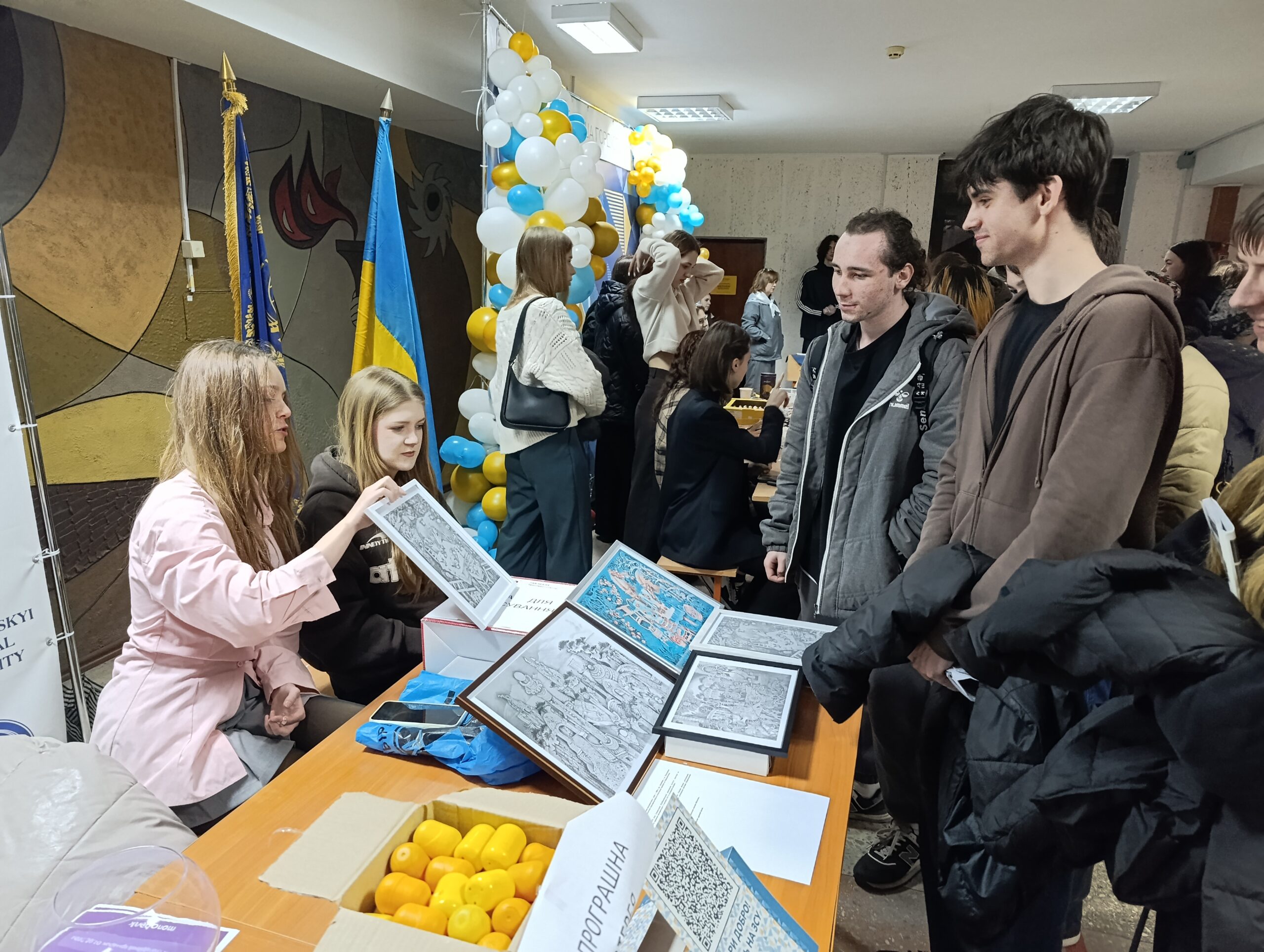 УЧАСТЬ У БЛАГОДІЙНОМУ ВЕСНЯНОМУ ЯРМАРКУ